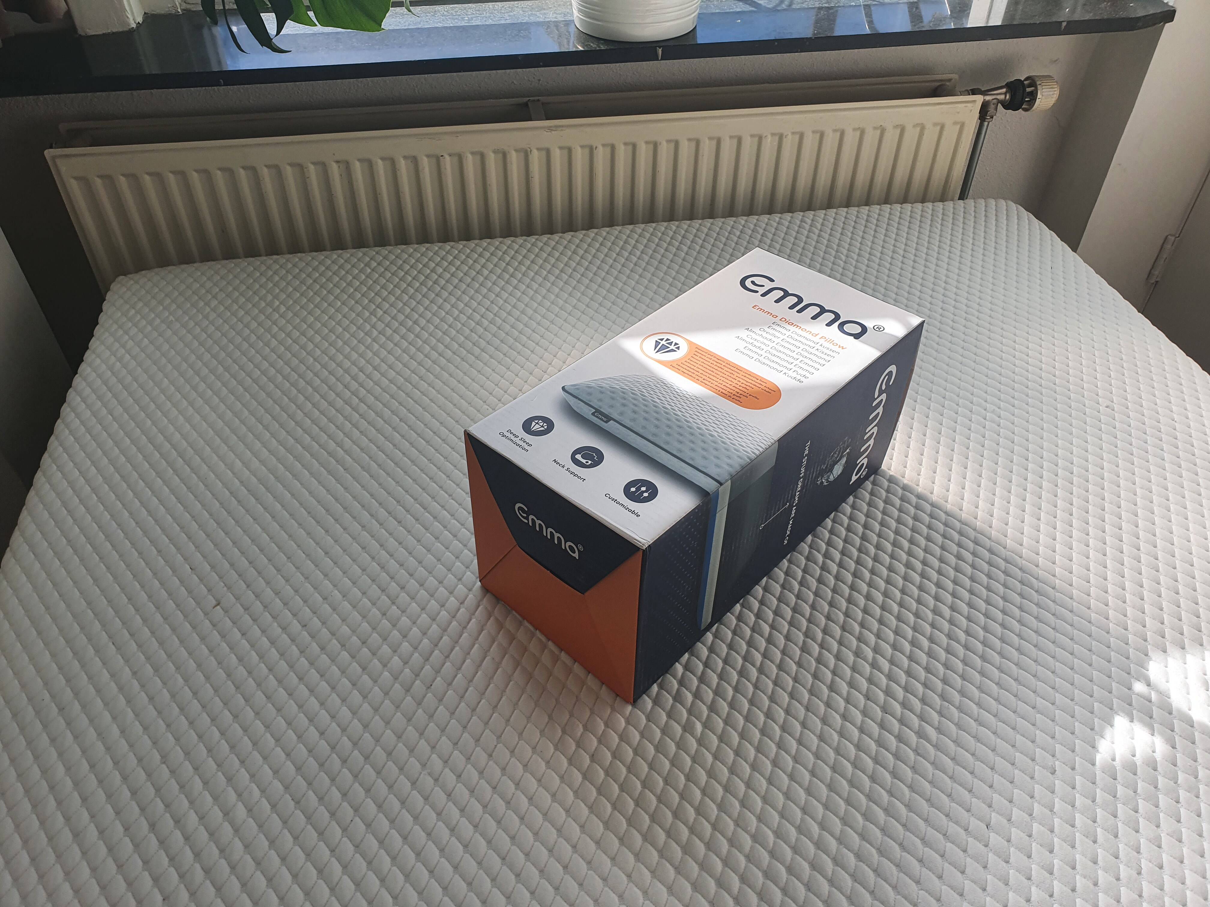 Emma Diamond kussen in verpakking